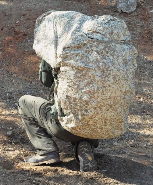 Kit 300 New Camouflage Tech Lets Soldiers Hide As Rock Boulders